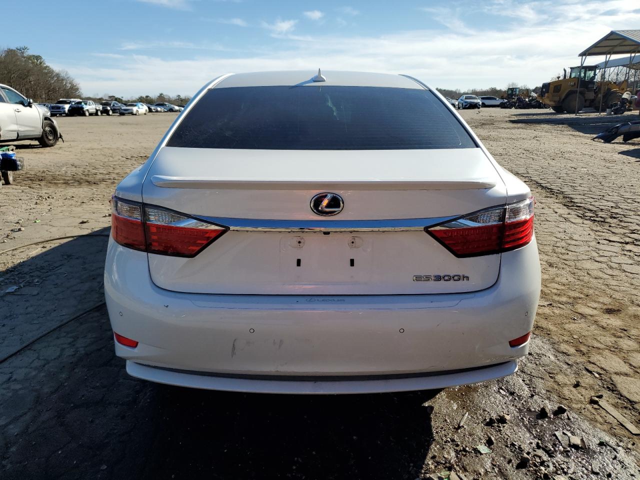2013 Lexus ES - Image 6
