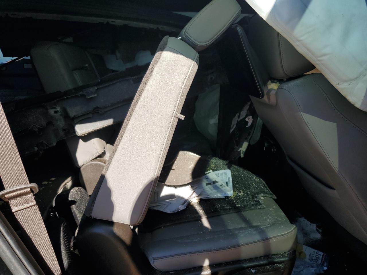 2021 GMC Yukon - Image 11