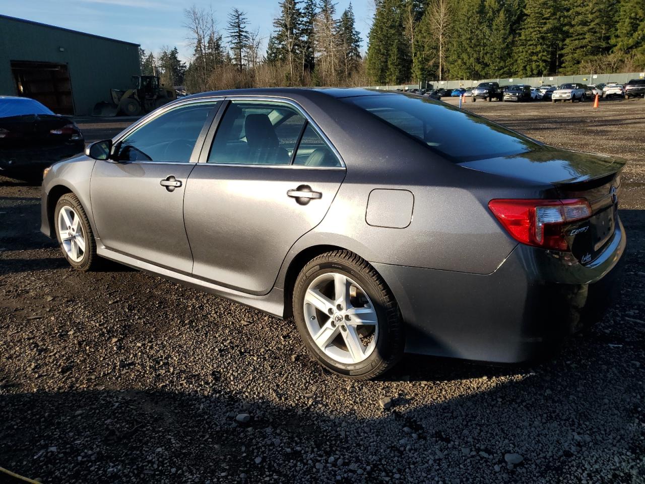 VIN 4T1BF1FK8DU255916 2013 TOYOTA CAMRY no.2