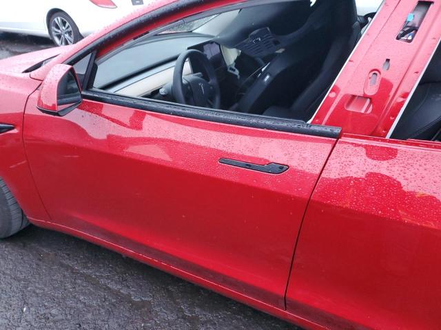  TESLA MODEL 3 2022 Czerwony