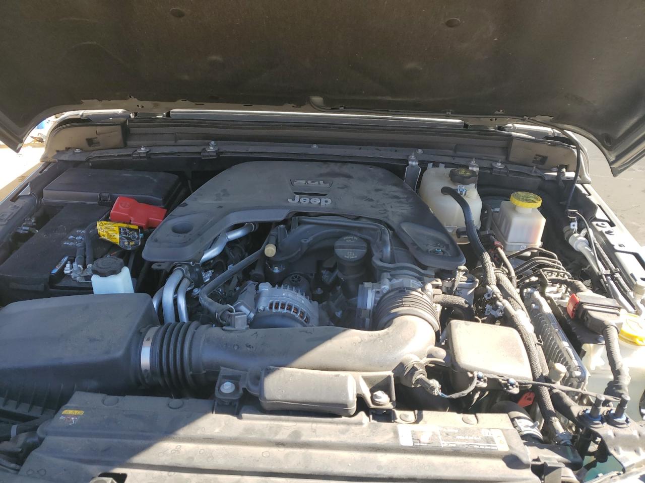 2021 Jeep Gladiator - Image 11