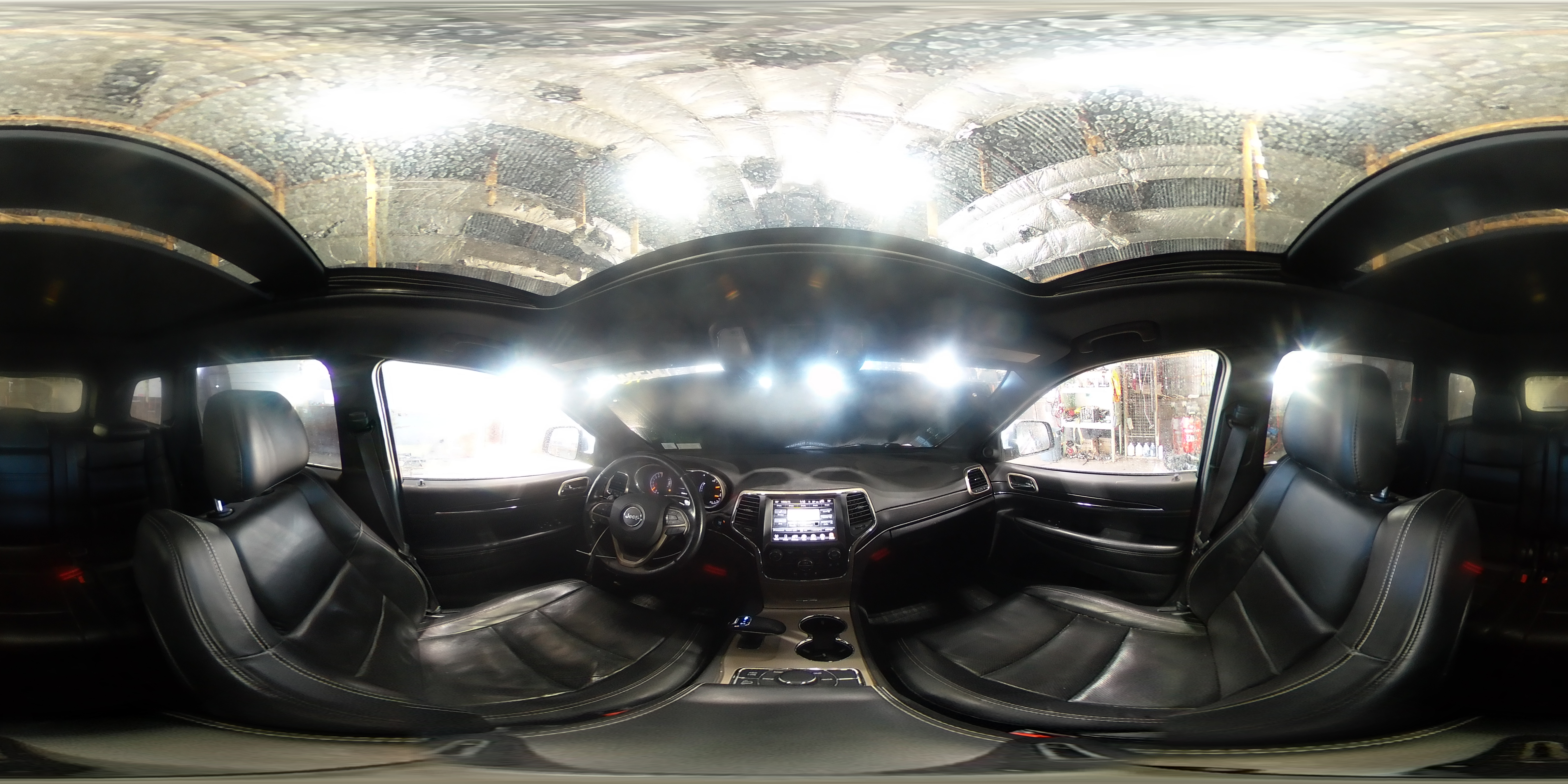2015 Jeep Grand Cherokee - Image 13
