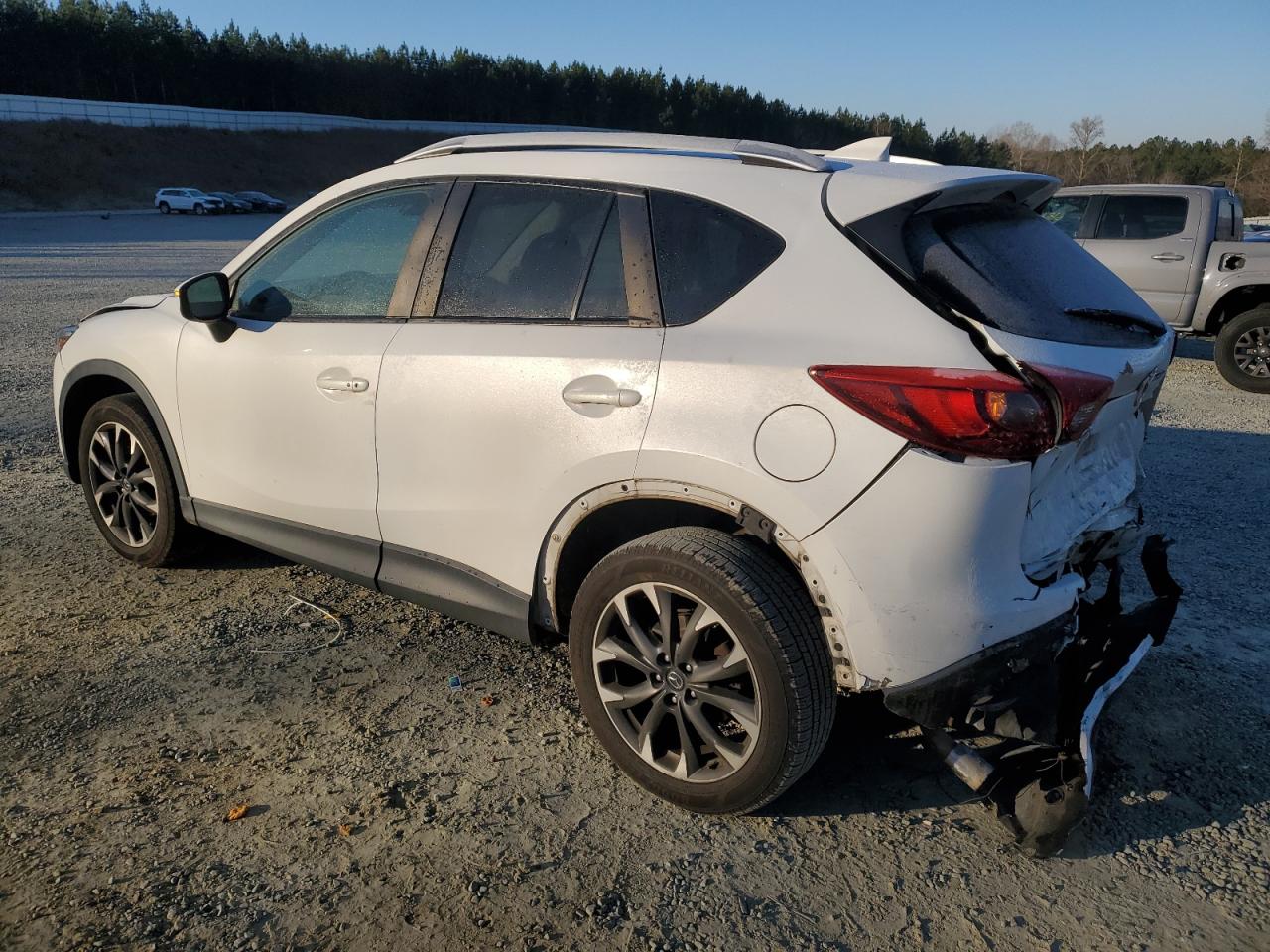 2016 Mazda CX-5 - Image 2