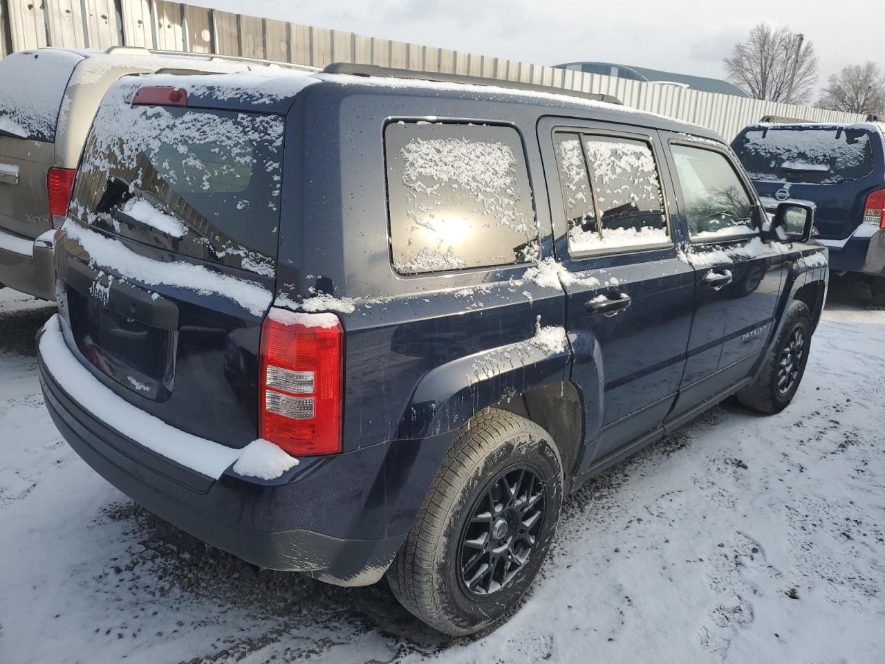 2016 Jeep Liberty (Patriot) - Image 3