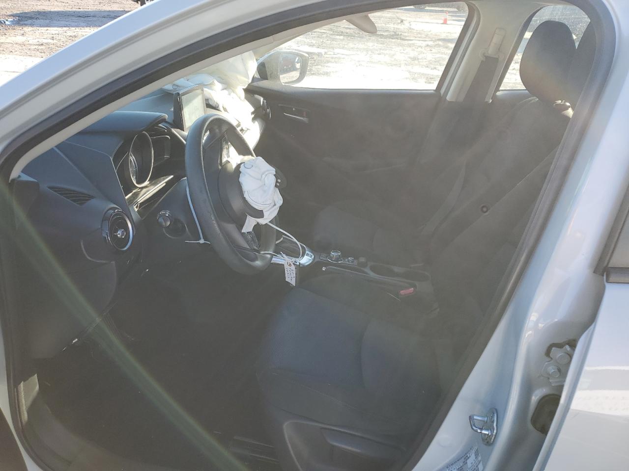 2019 Toyota Yaris - Image 7
