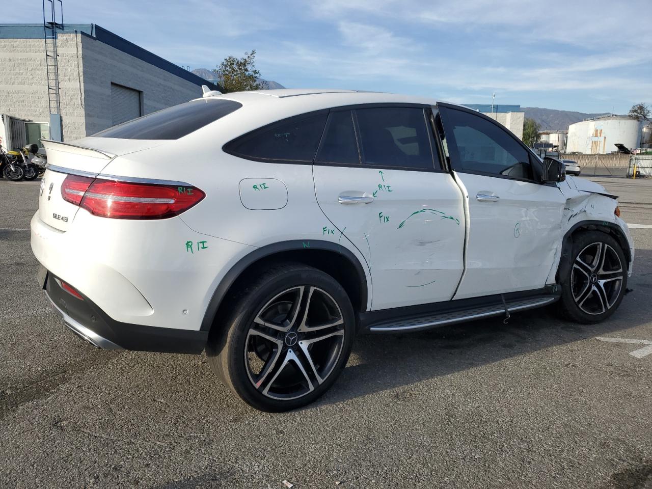 2017 Mercedes-Benz GLE - Image 3