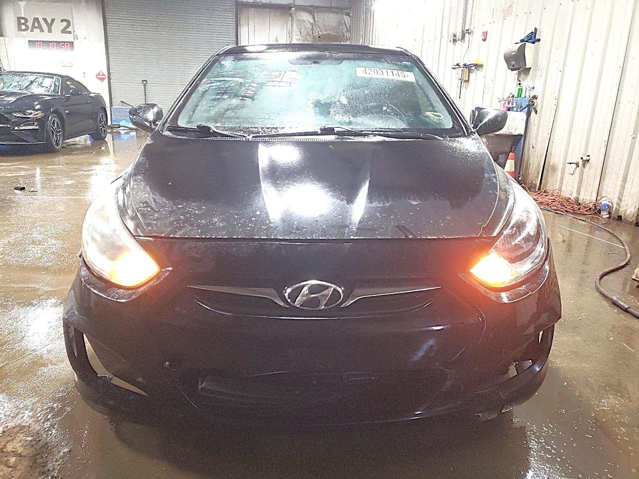 2013 Hyundai Accent - Image 5