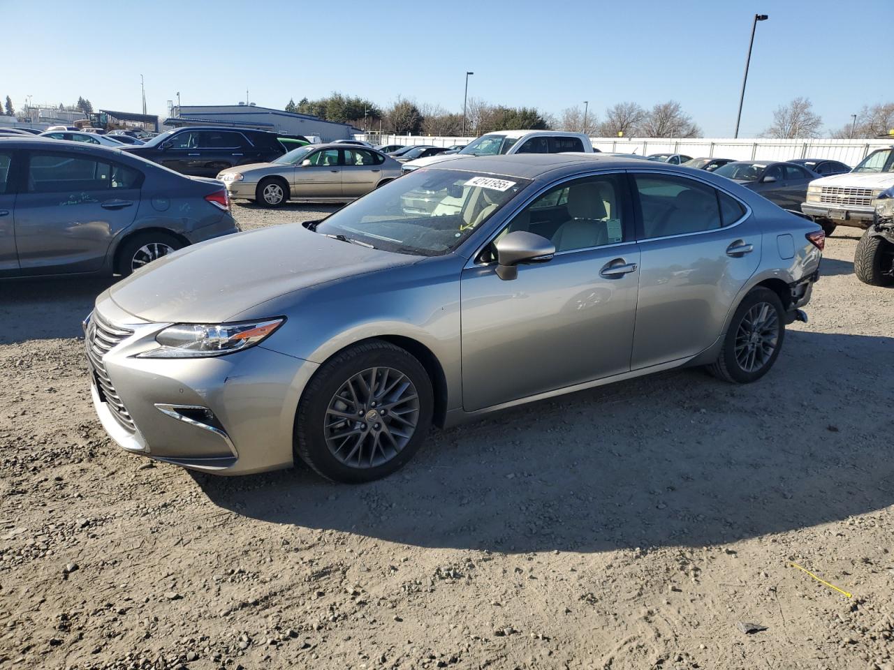 2018 Lexus ES - Image 1