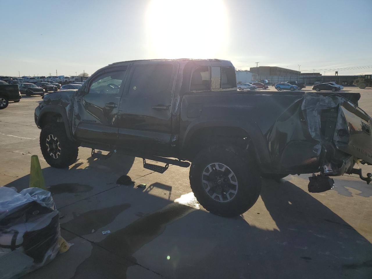 2020 Toyota Tacoma - Image 2
