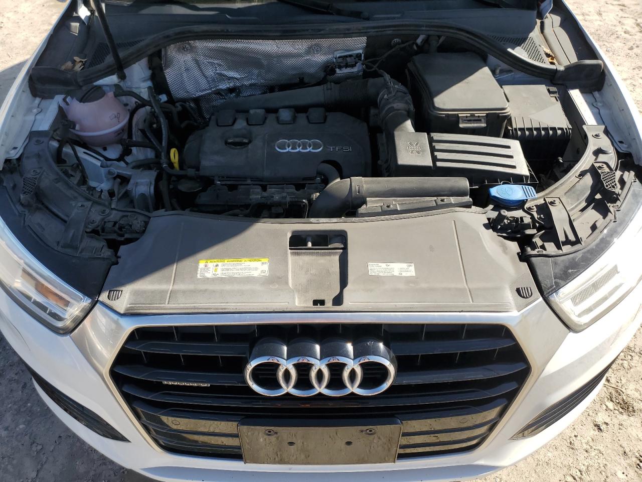 2016 Audi Q3 - Image 12