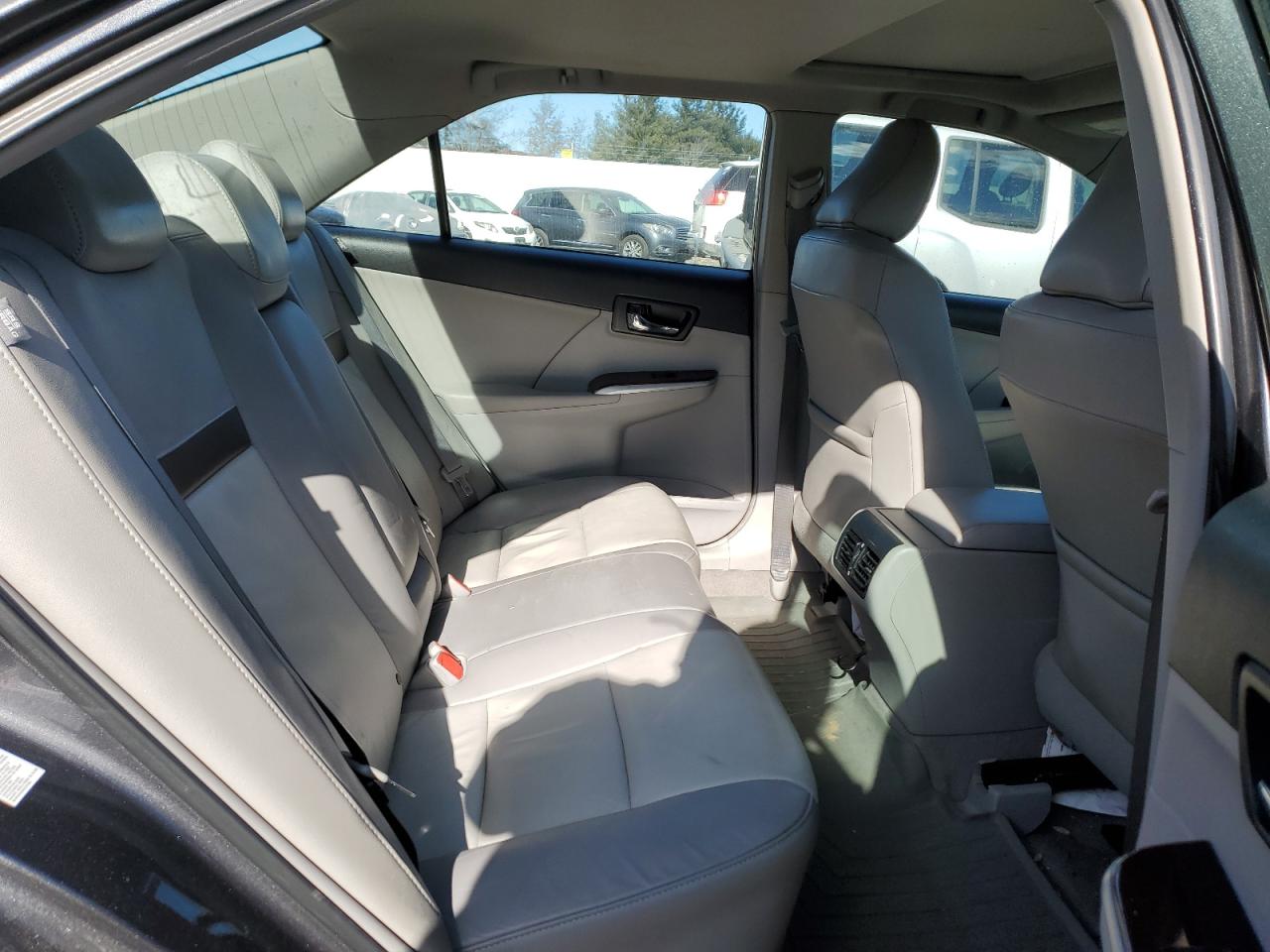 2012 Toyota Camry - Image 10
