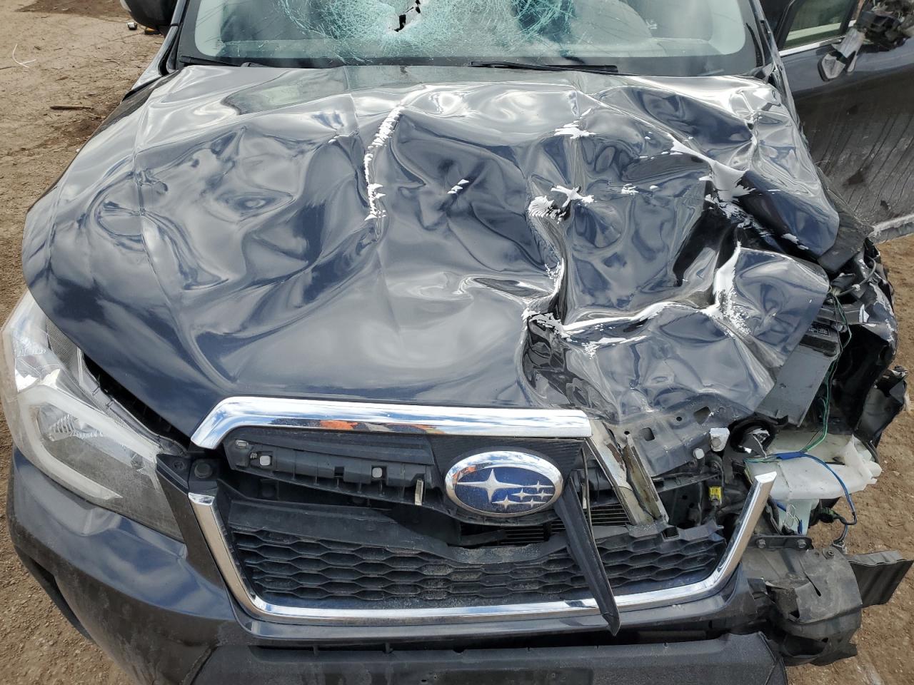 2016 Subaru Forester - Image 12
