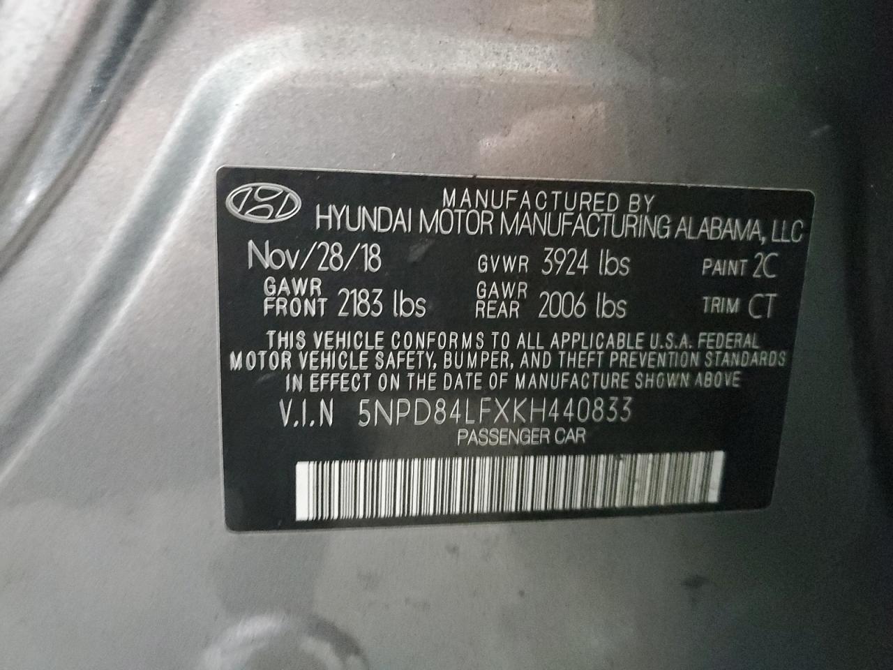 2019 Hyundai Elantra - Image 12