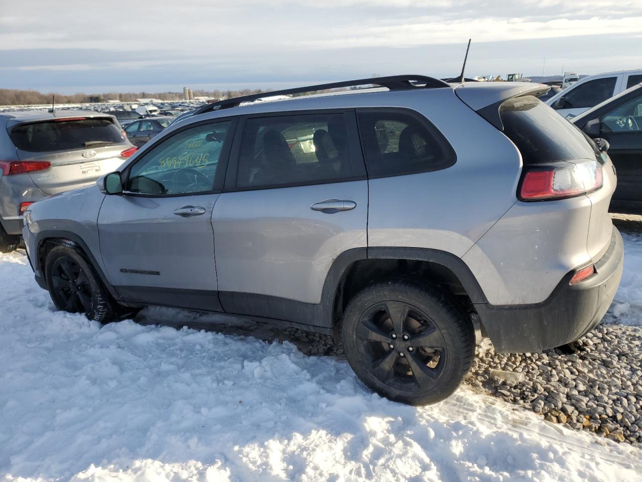 2019 Jeep Grand Cherokee - Image 2