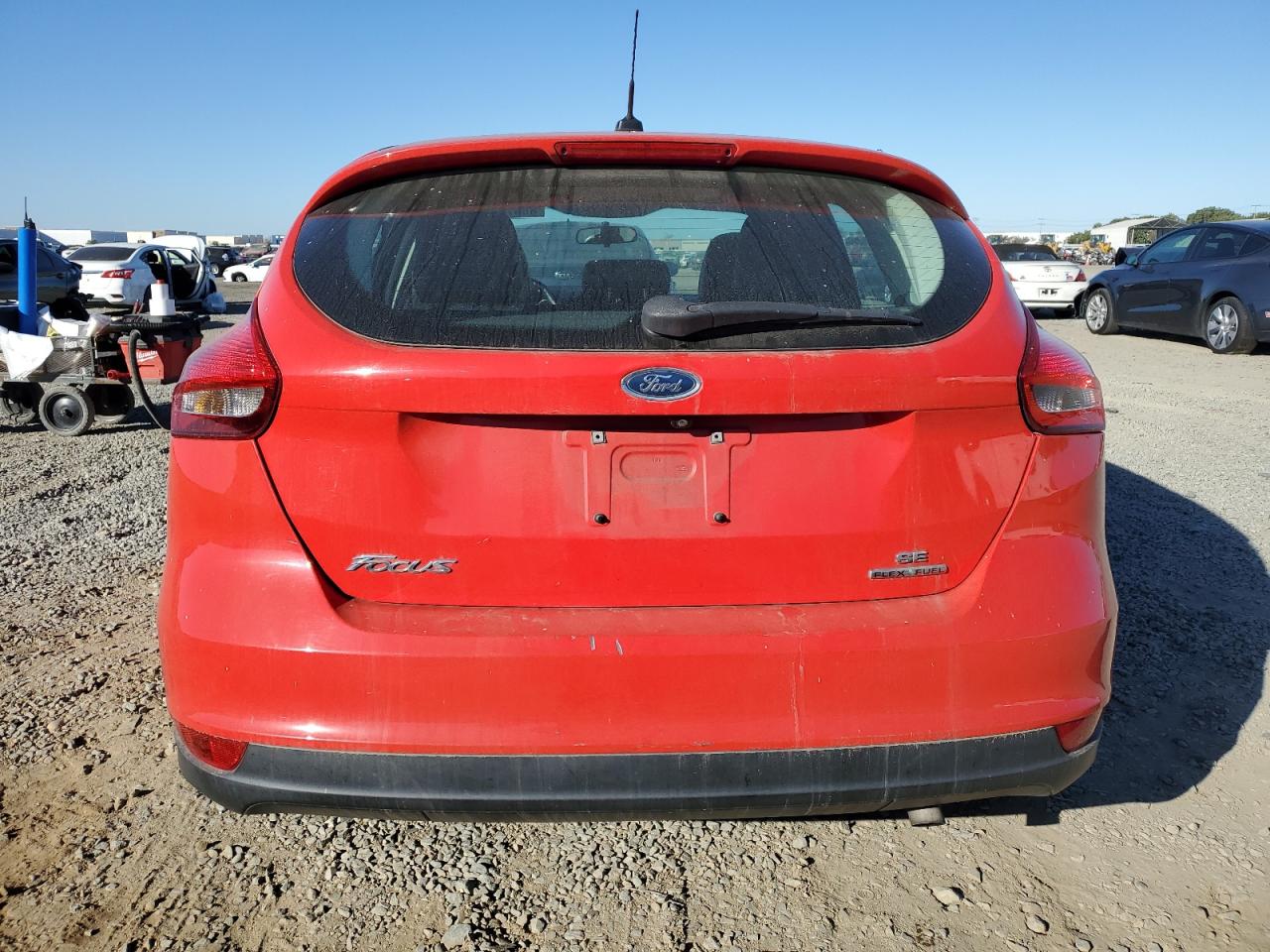 VIN 1FADP3K28FL379601 2015 FORD FOCUS no.6