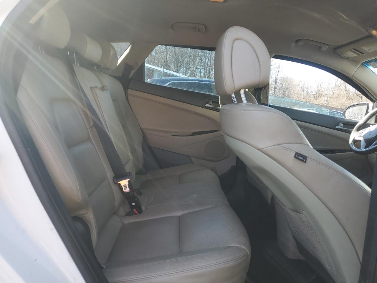 2018 Hyundai Tucson - Image 12