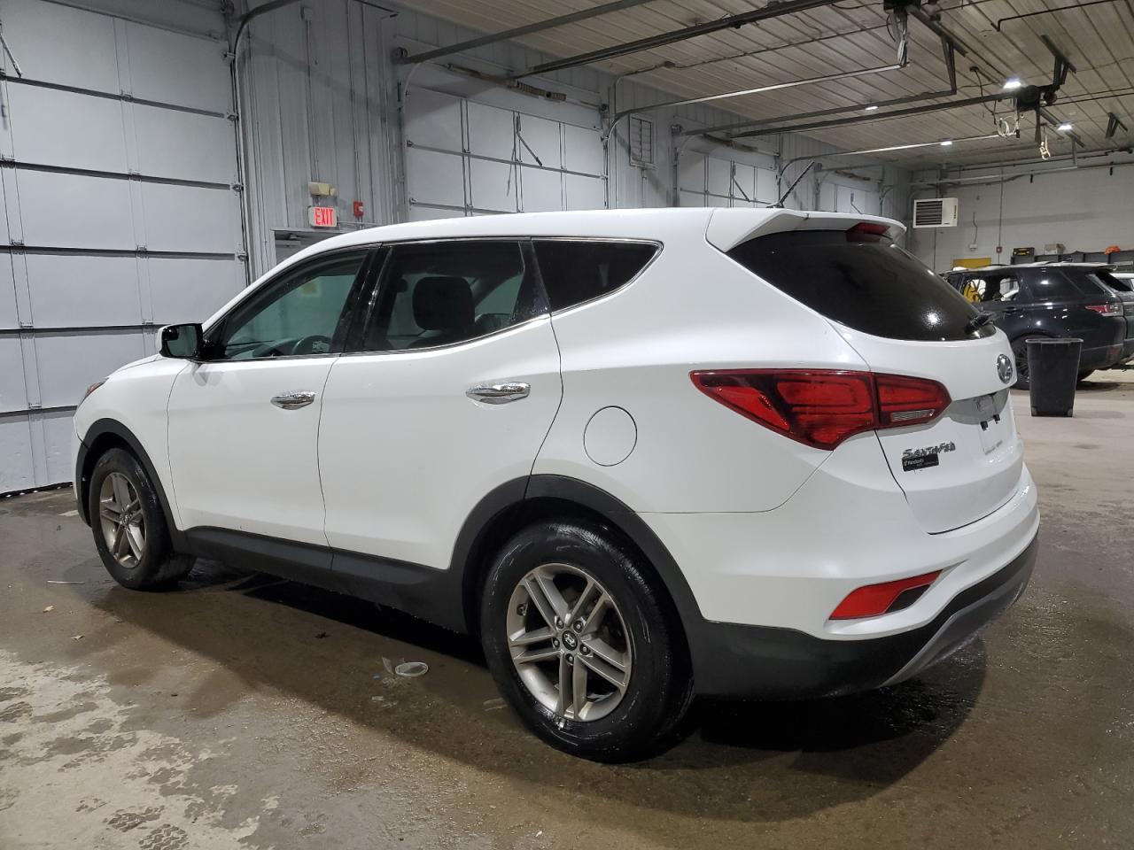 2018 Hyundai Santa Fe - Image 2