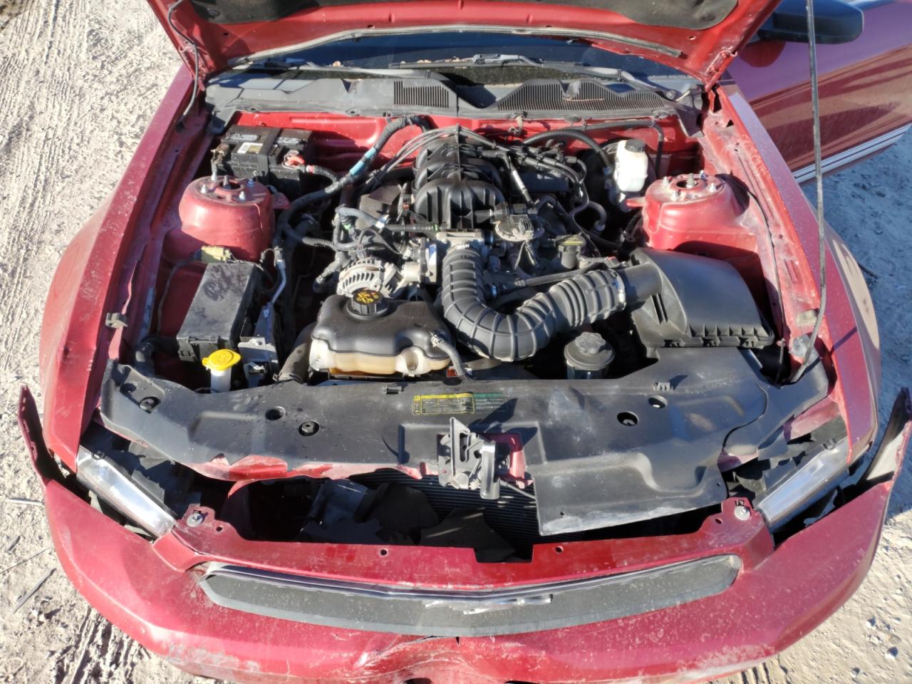 2010 Ford Mustang - Image 11