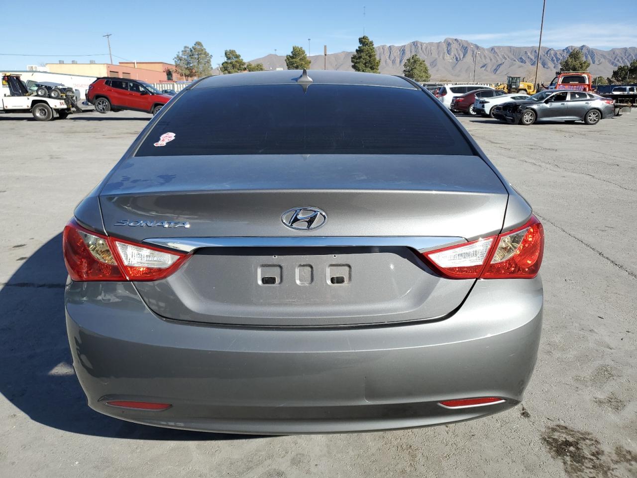 2013 Hyundai Sonata - Image 6