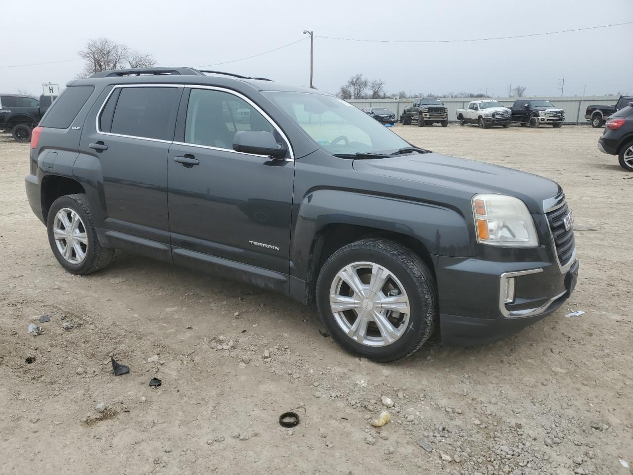 2017 GMC Terrain - Image 4