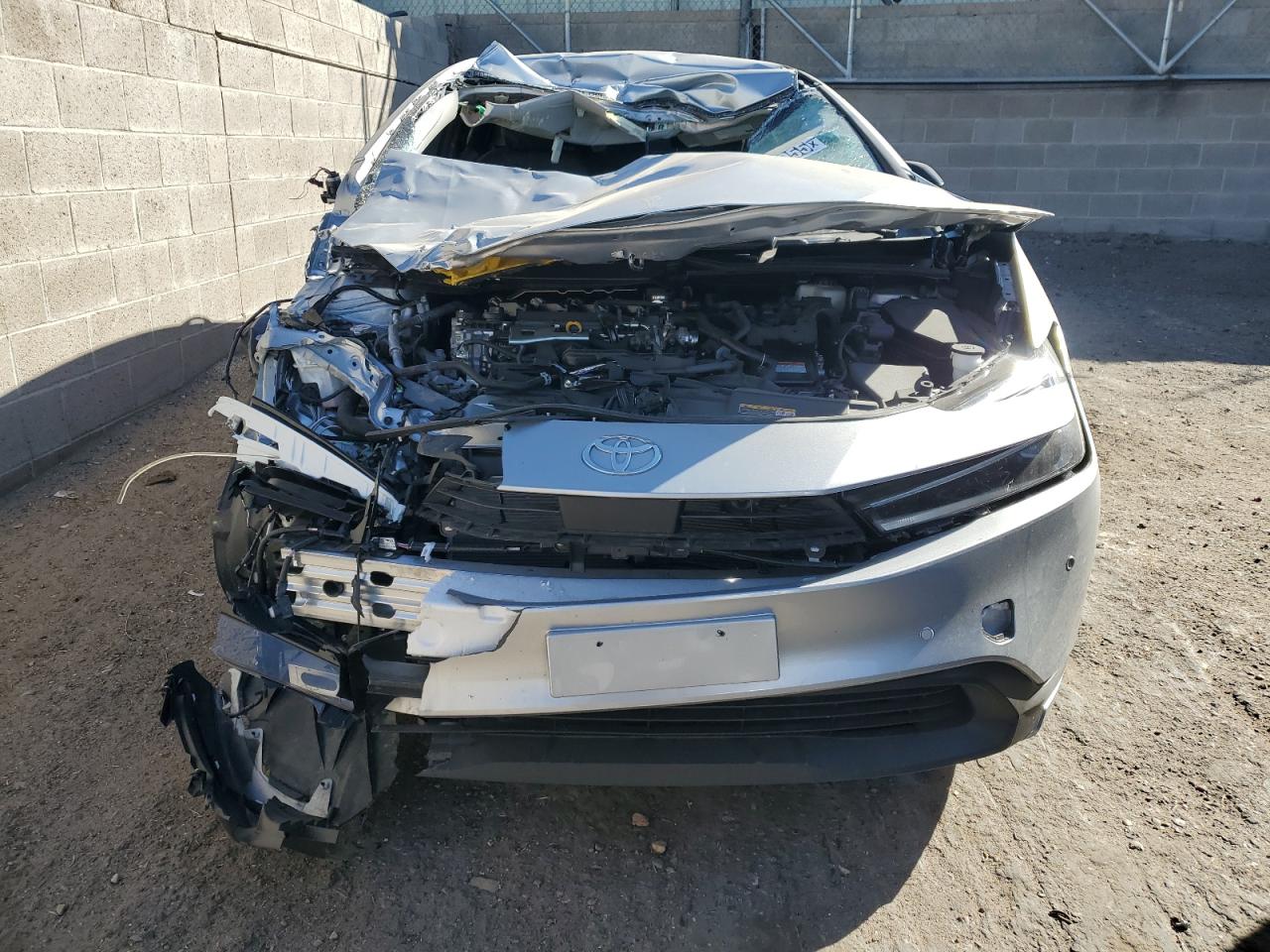 2024 Toyota Prius - Image 5