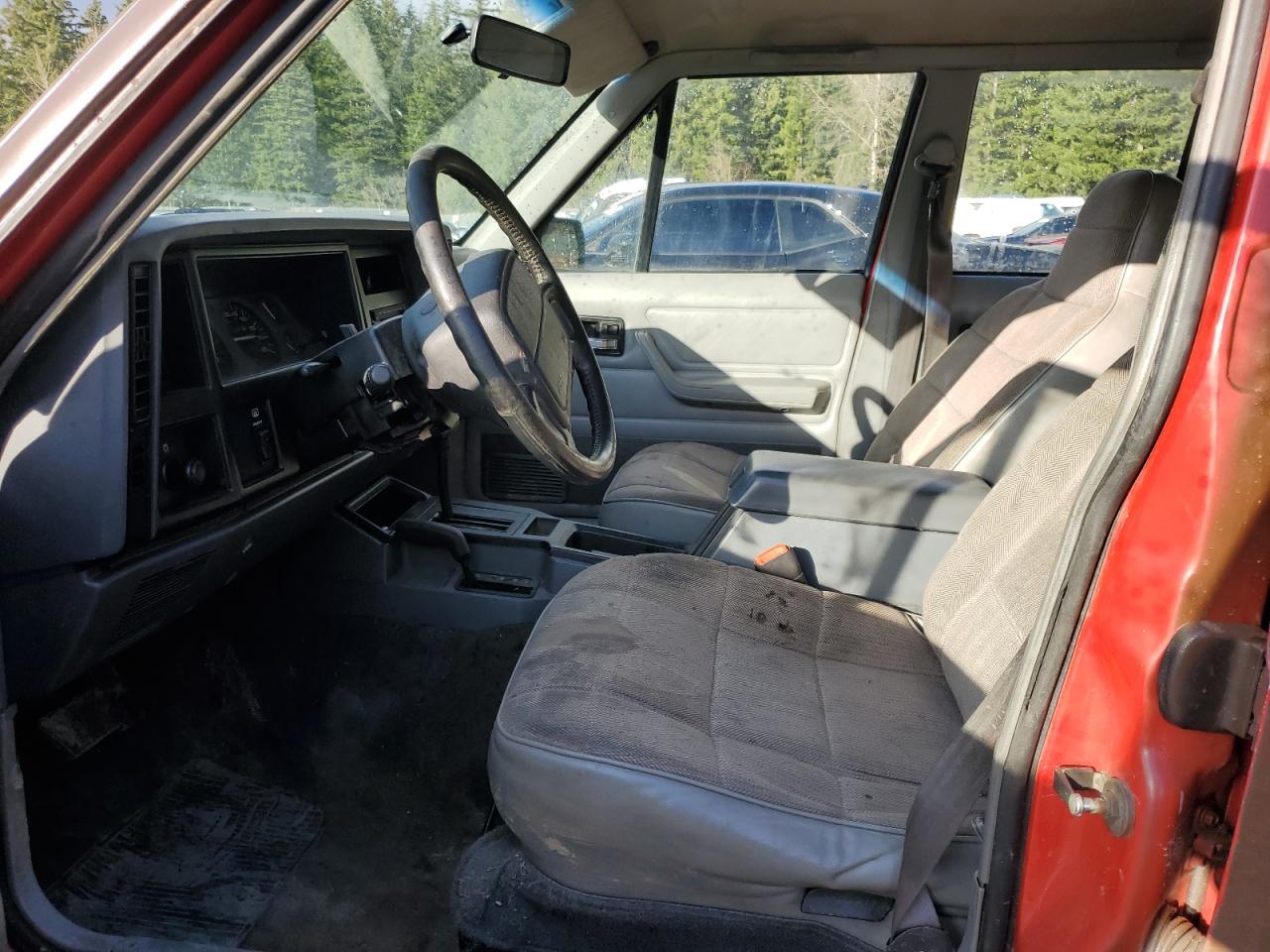 1996 Jeep Grand Cherokee - Image 7
