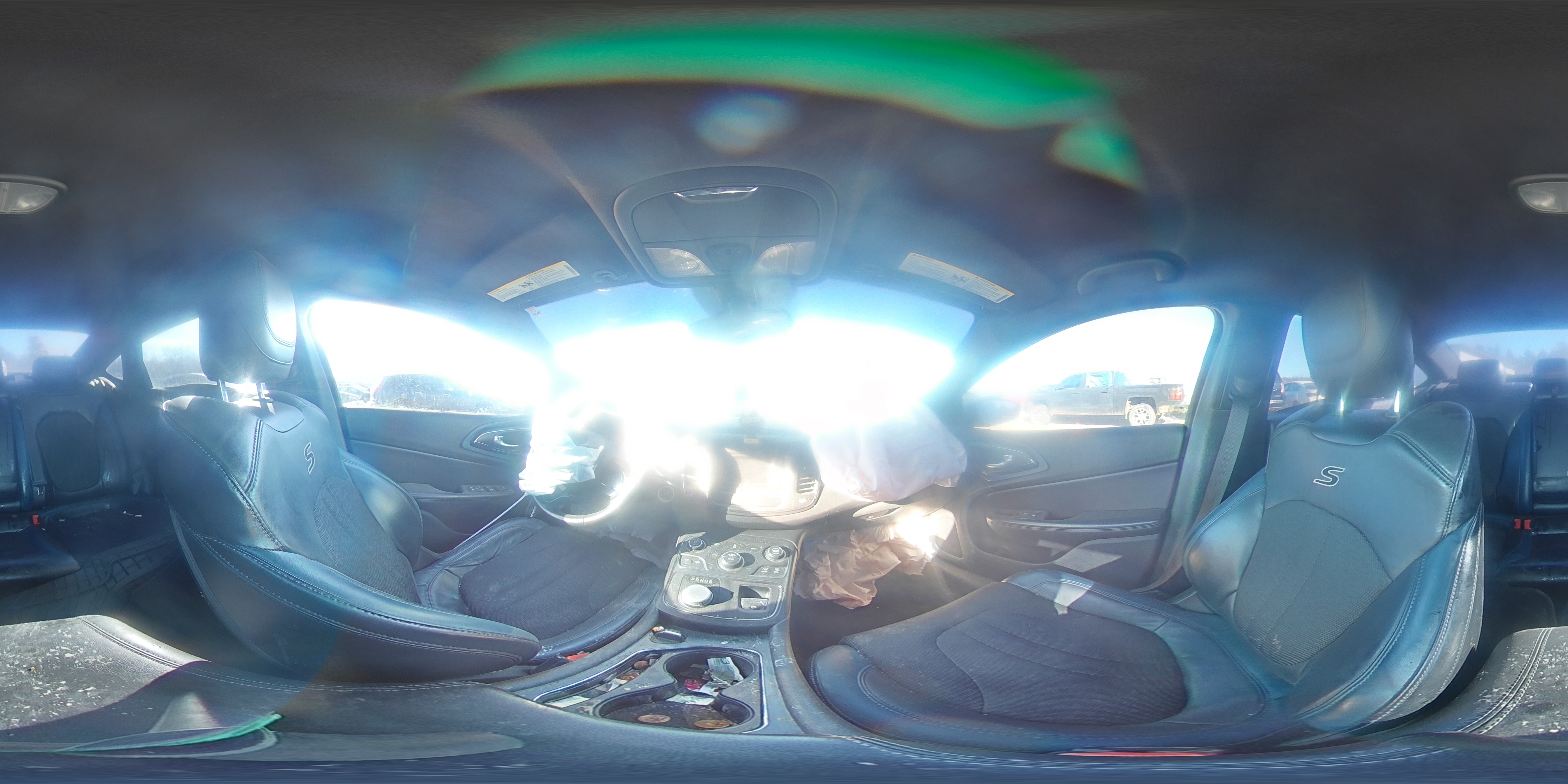 2015 Chrysler 200 - Image 13