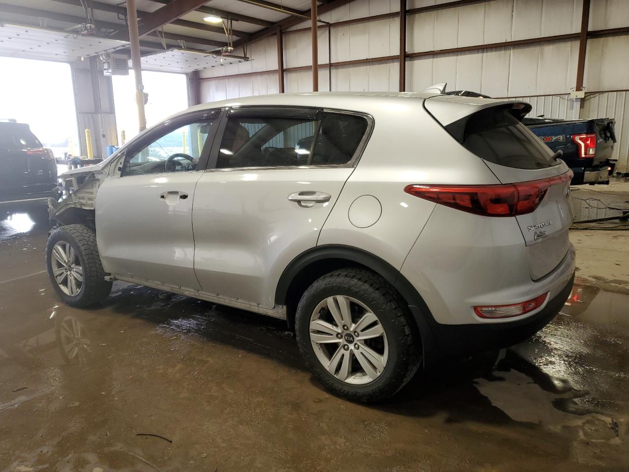 2017 Kia Sportage - Image 2