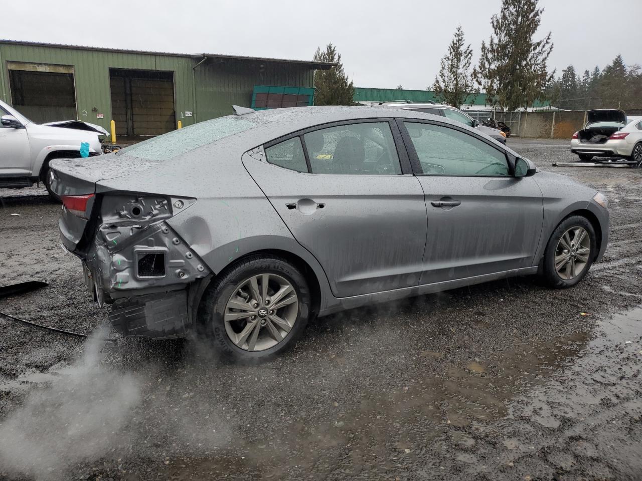 2018 Hyundai Elantra - Image 3
