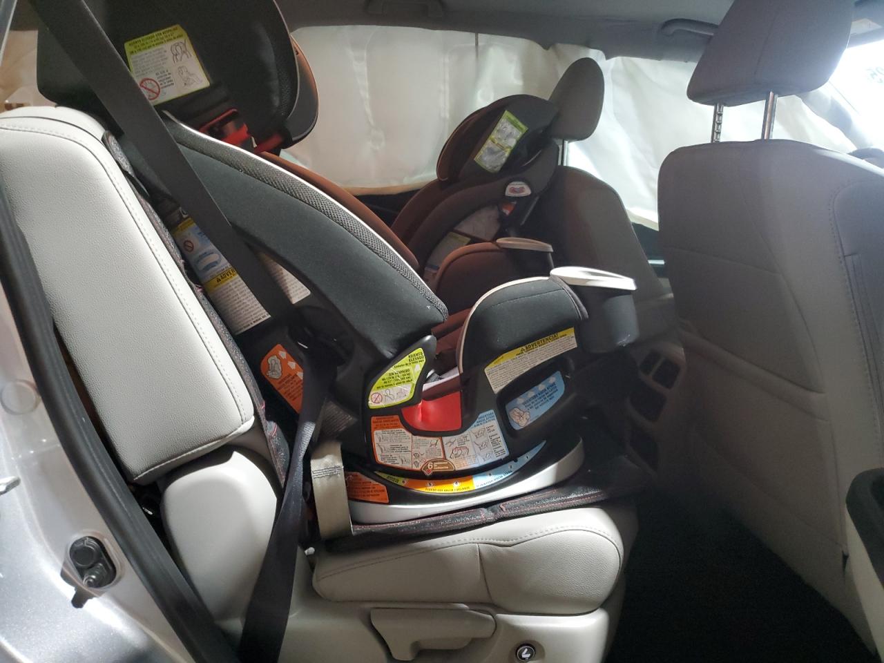 2019 Honda Pilot - Image 11
