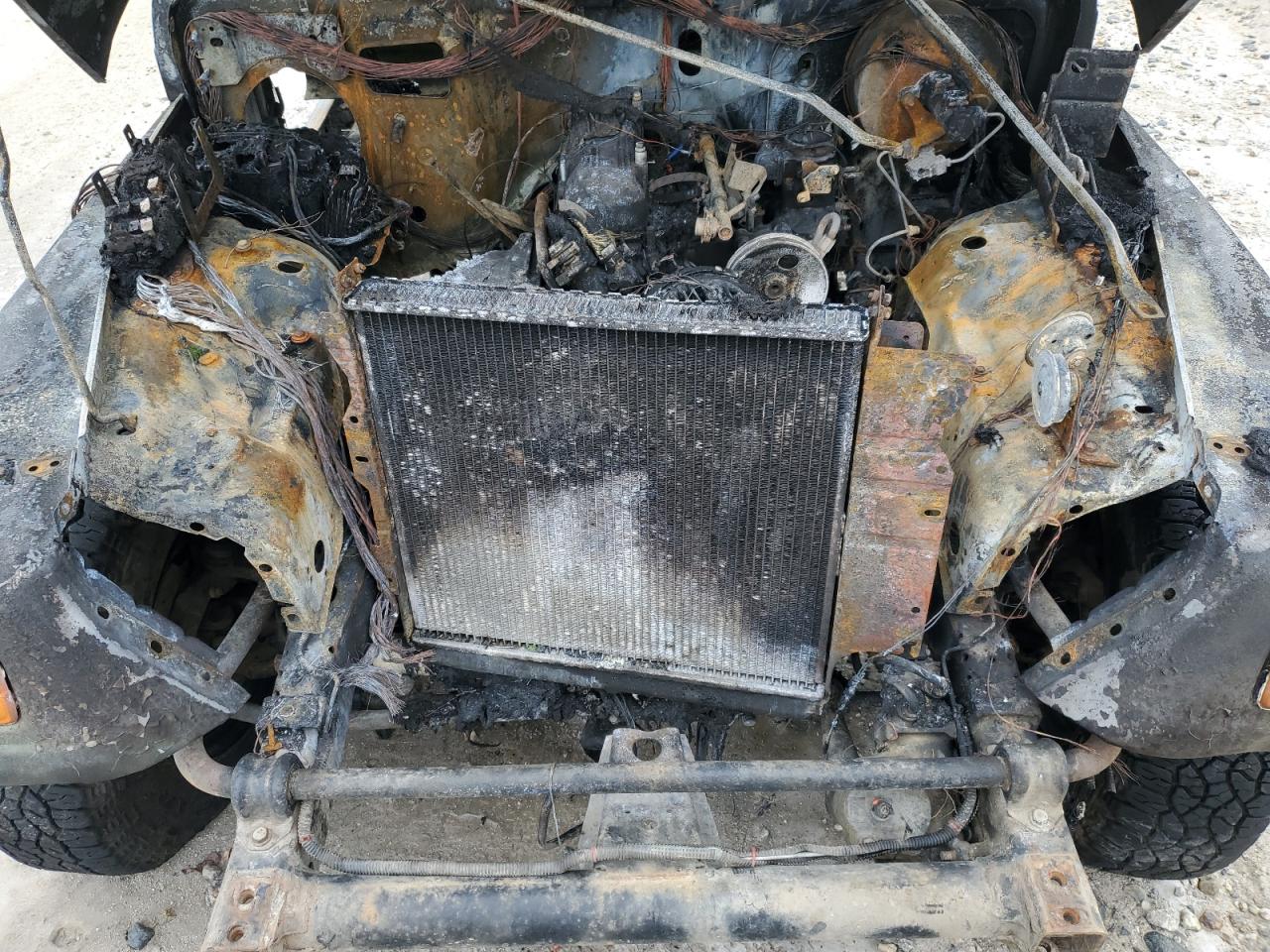 1998 Jeep Wrangler - Image 11