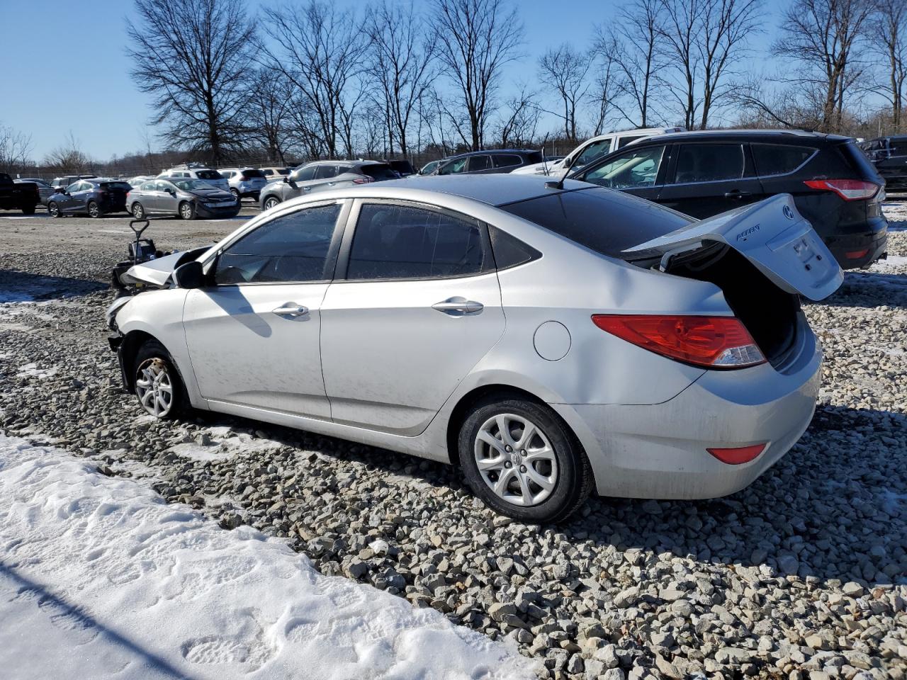 2013 Hyundai Accent - Image 2