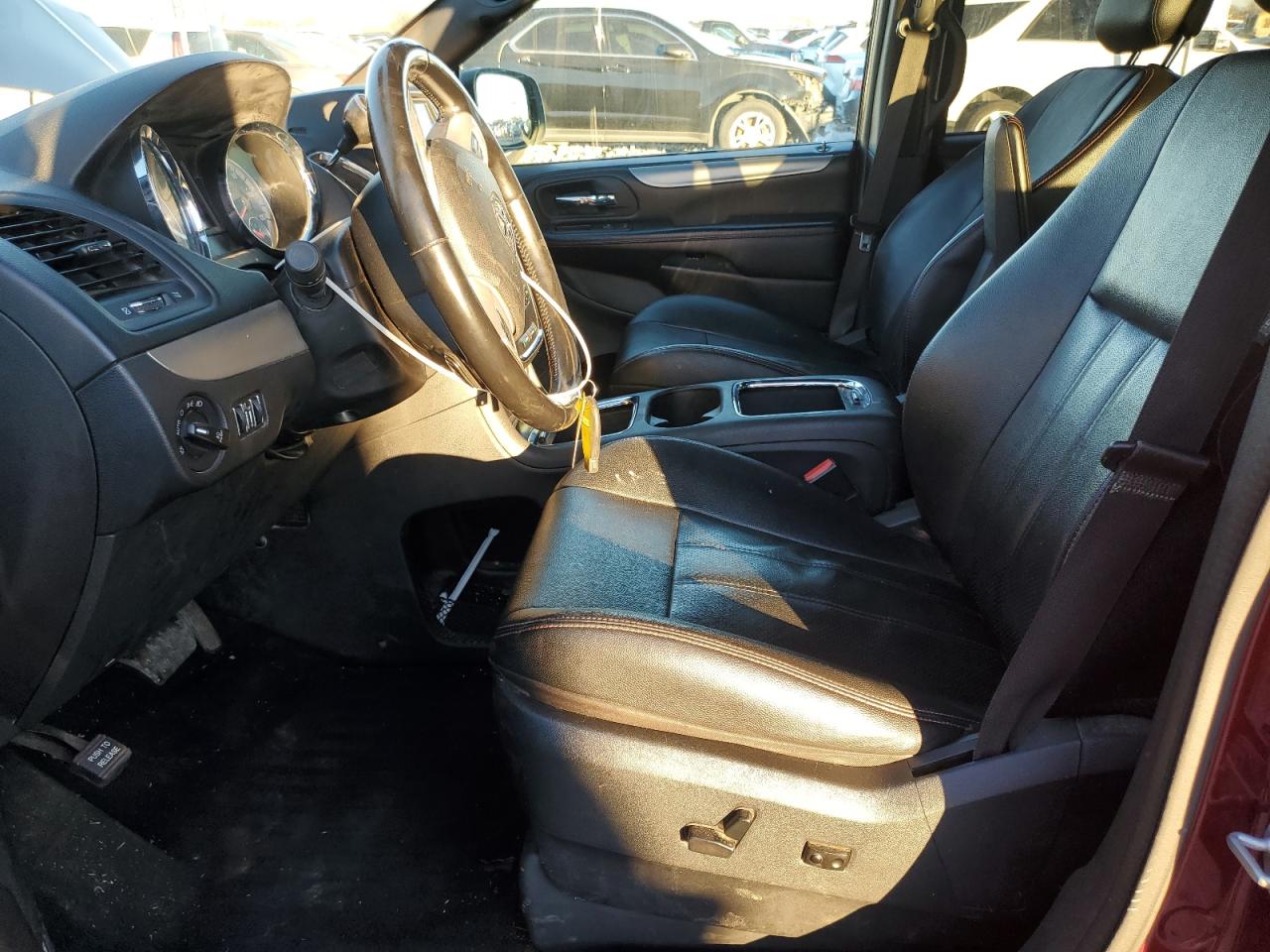 2020 Dodge Caravan - Image 7