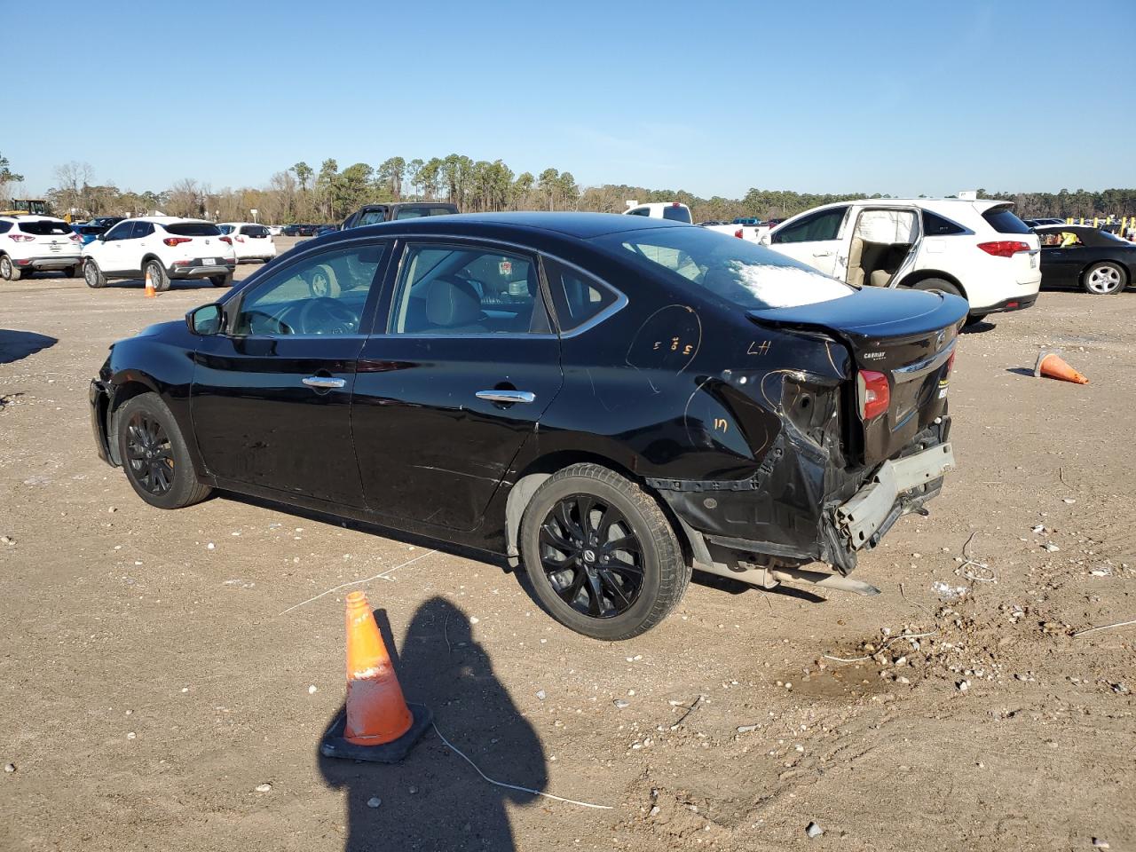 2018 Nissan Sentra - Image 2