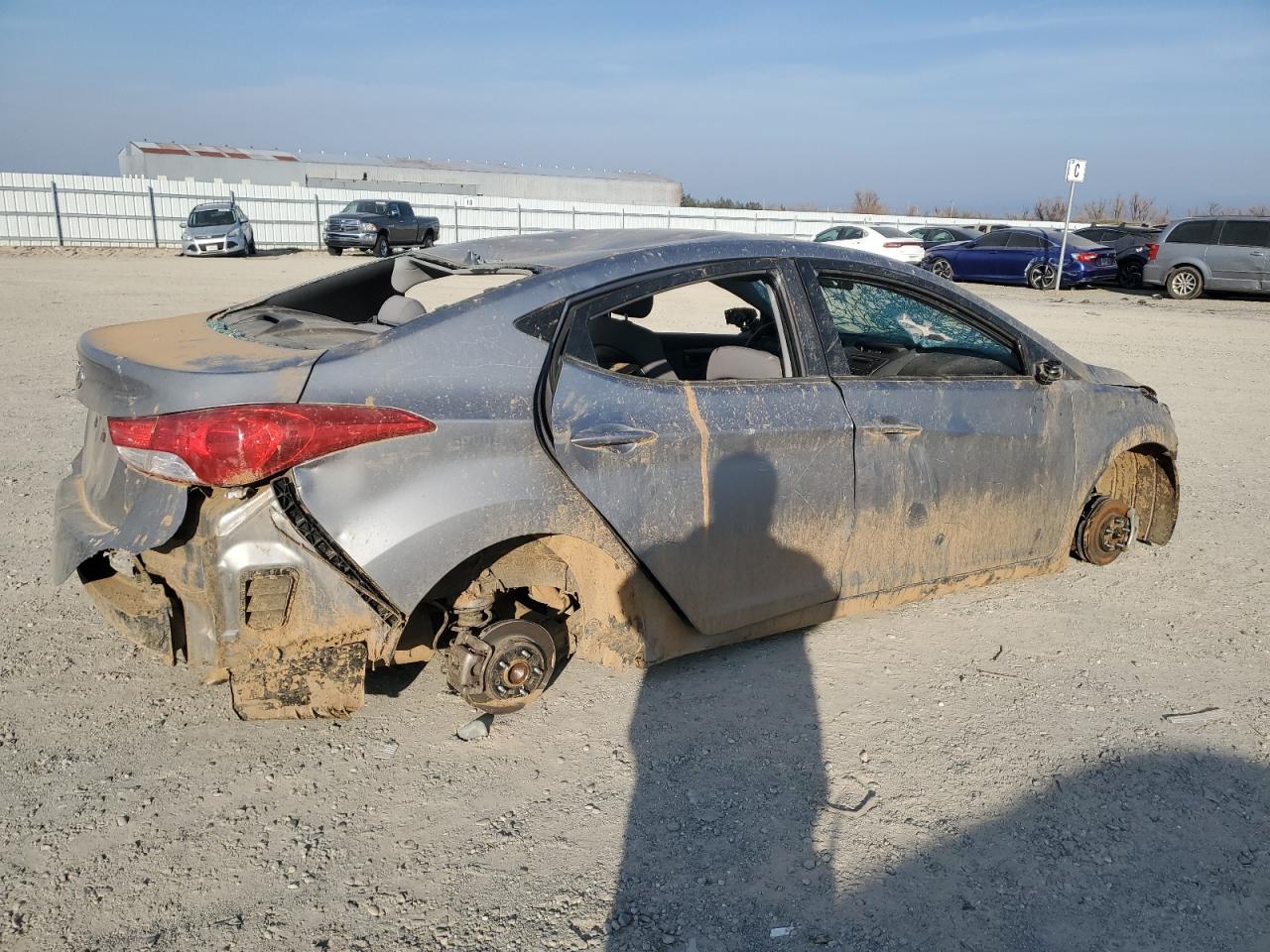2013 Hyundai Elantra - Image 3