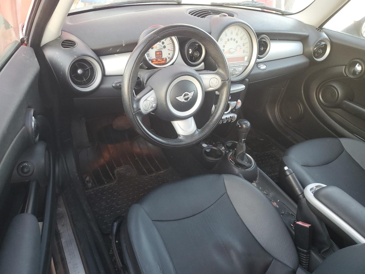 2009 MINI Cooper - Image 8
