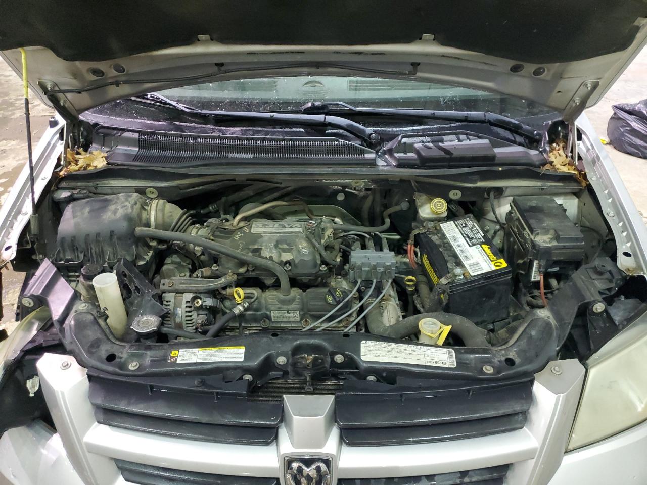 2009 Dodge Caravan - Image 12