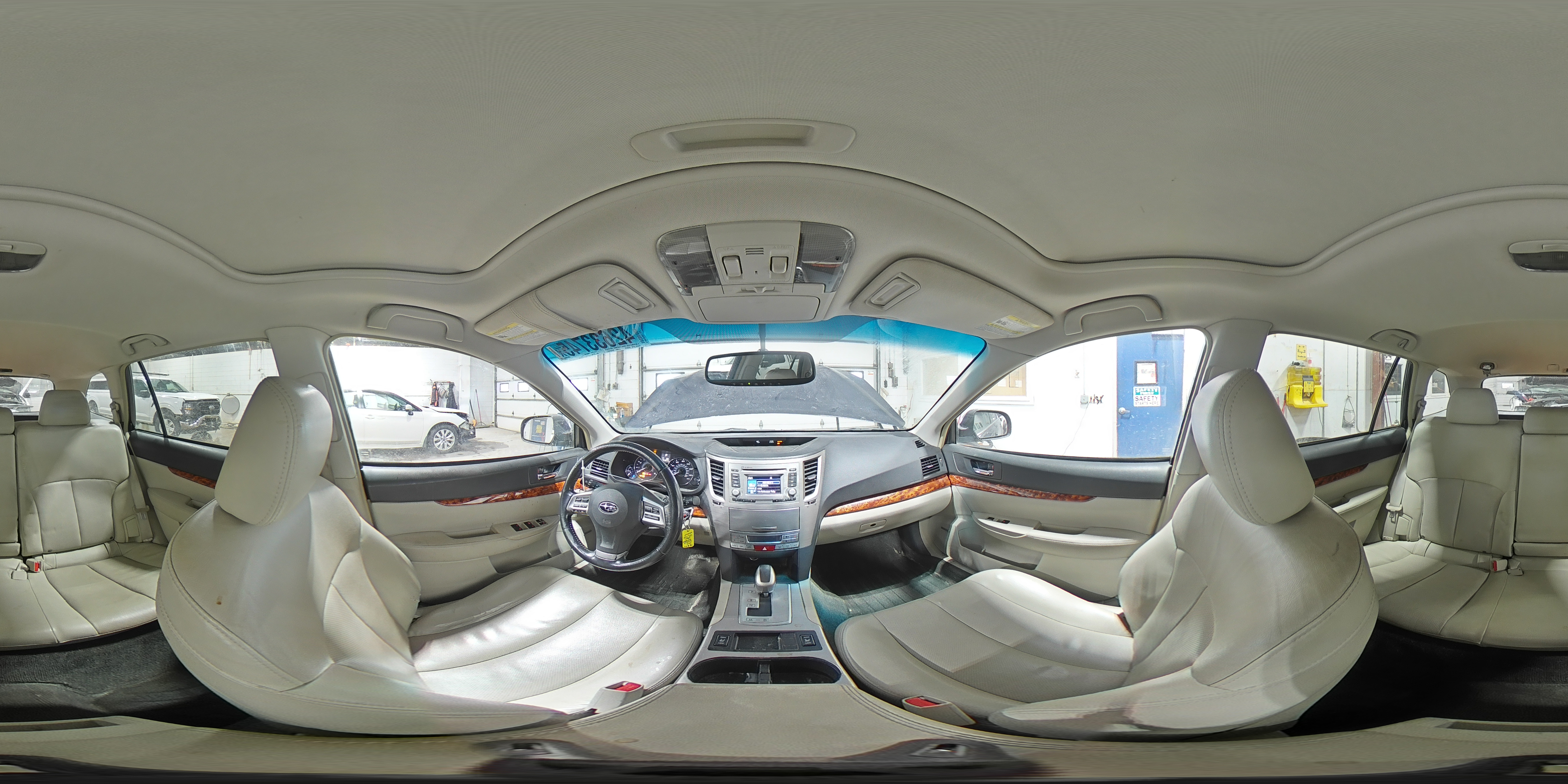 2012 Subaru Outback - Image 13