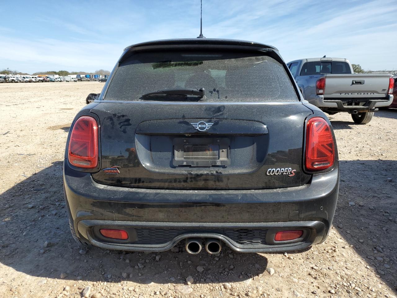 2019 MINI Cooper - Image 6