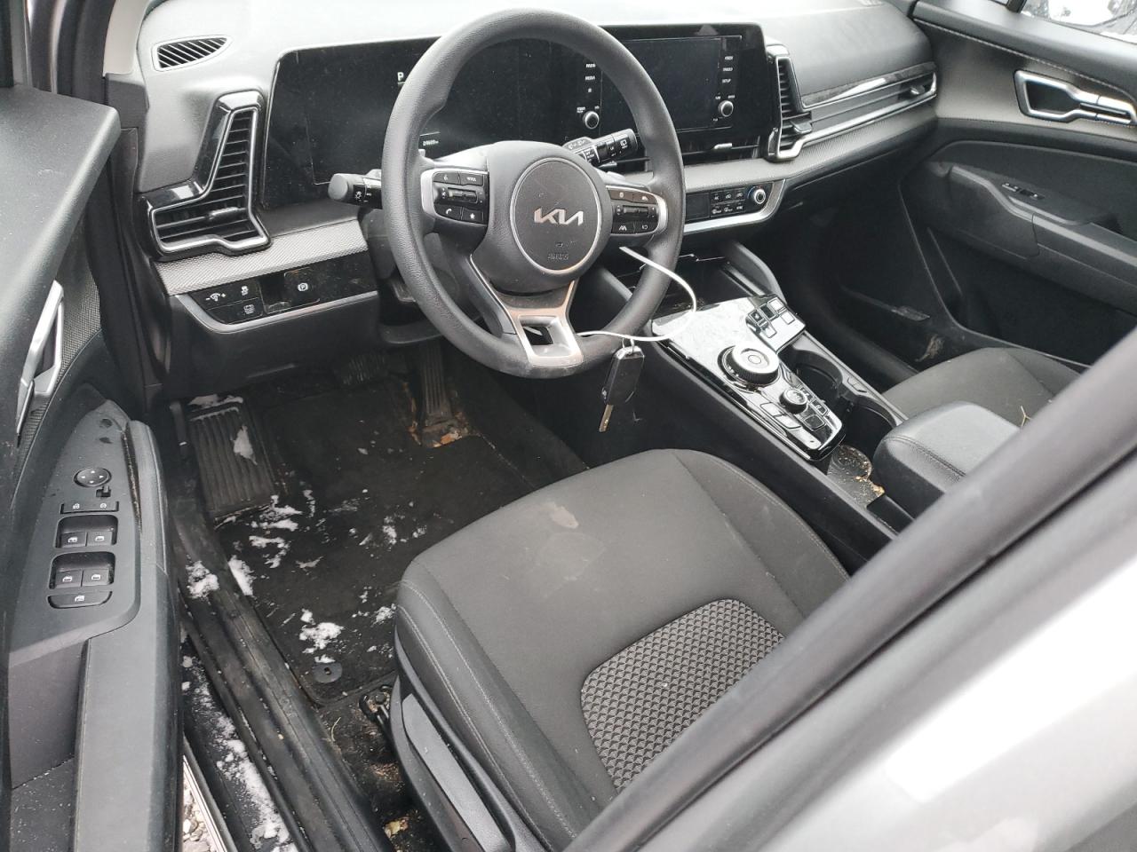 2023 Kia Sportage - Image 8