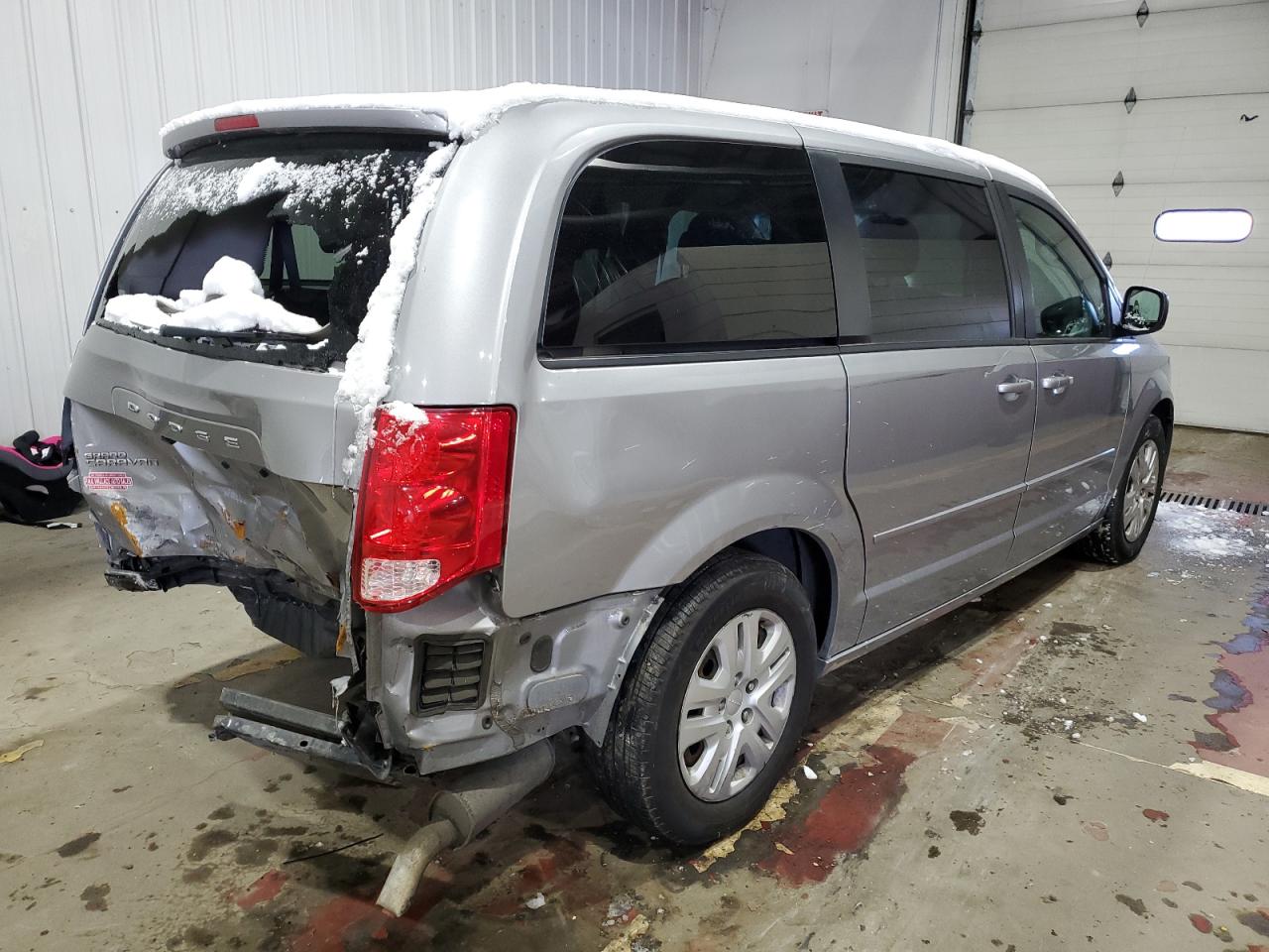 2017 Dodge Caravan - Image 3