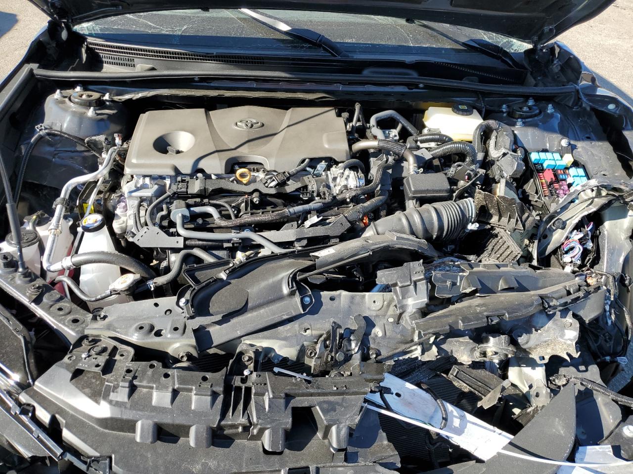 2025 Toyota Camry - Image 12
