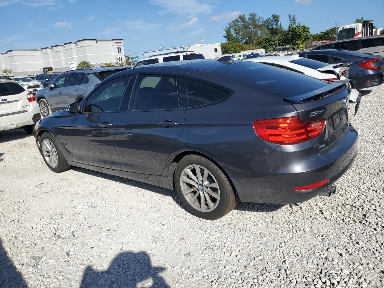 VIN WBA8Z5C53FD672100 2015 BMW 3 SERIES no.2