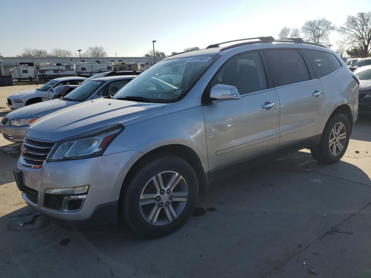 VIN 1GNKRHKD0FJ136944 2015 CHEVROLET TRAVERSE no.1