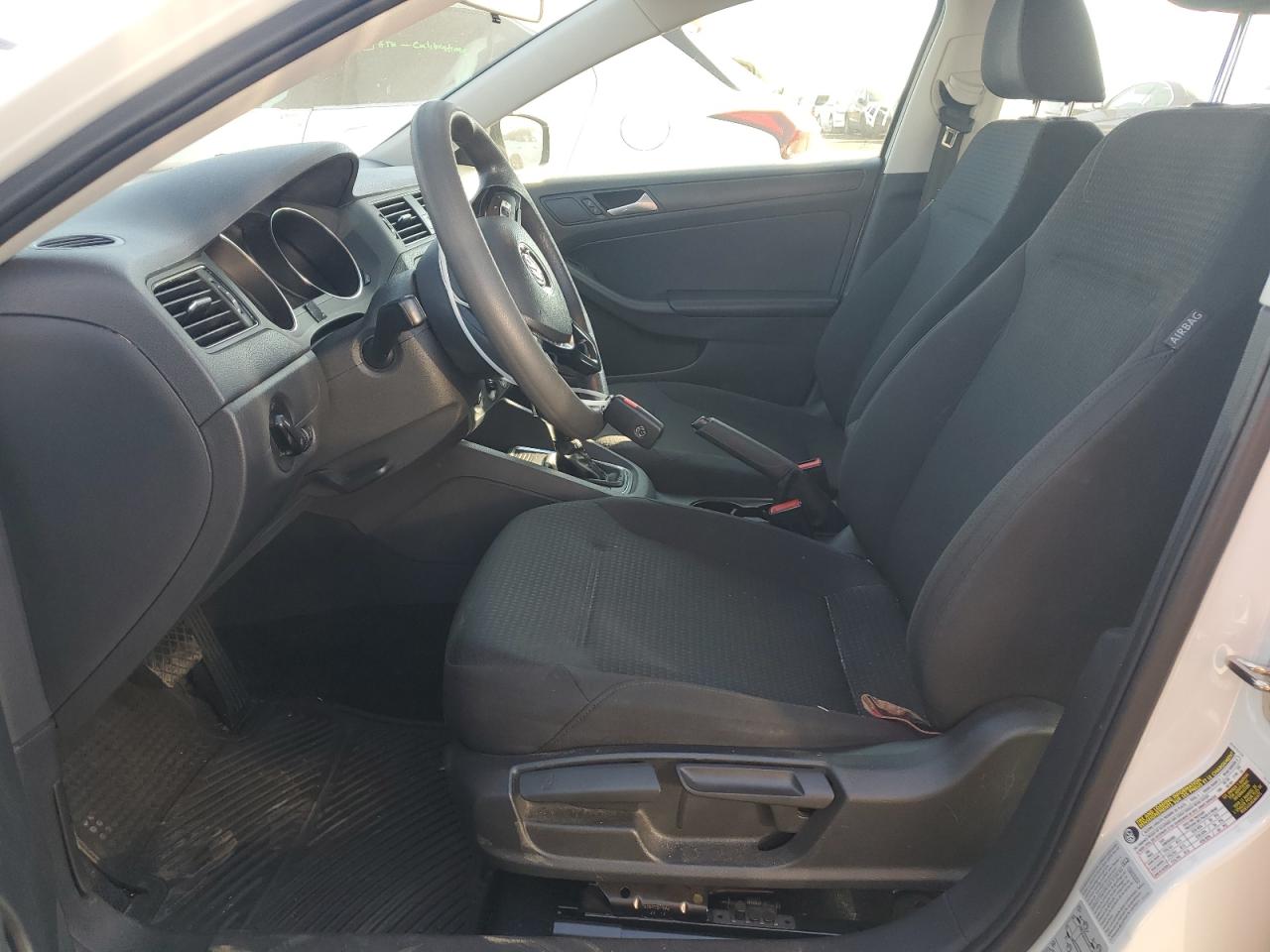 2015 Volkswagen Jetta - Image 7