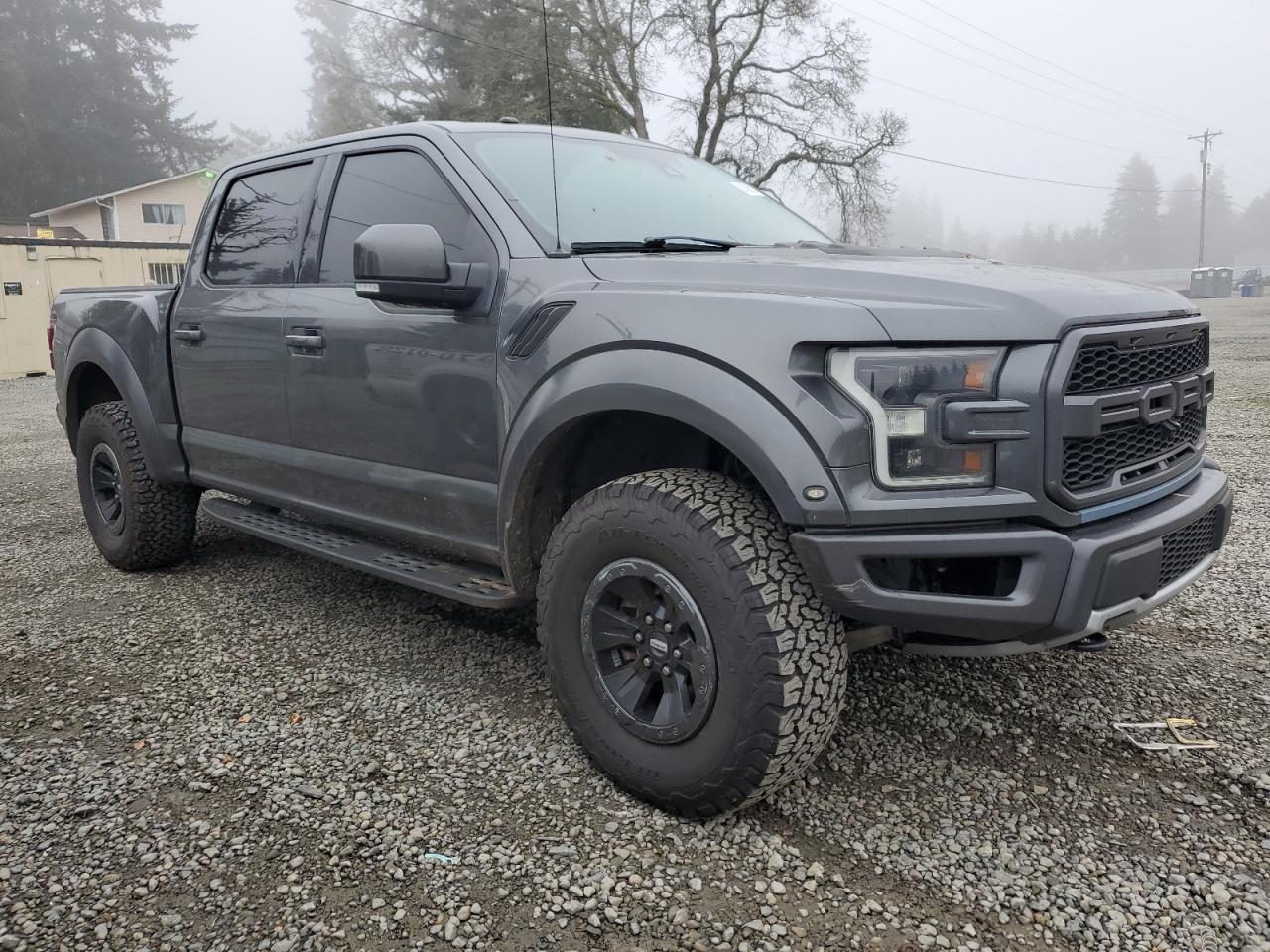 VIN 1FTFW1RG2HFA63964 2017 FORD F150 no.4