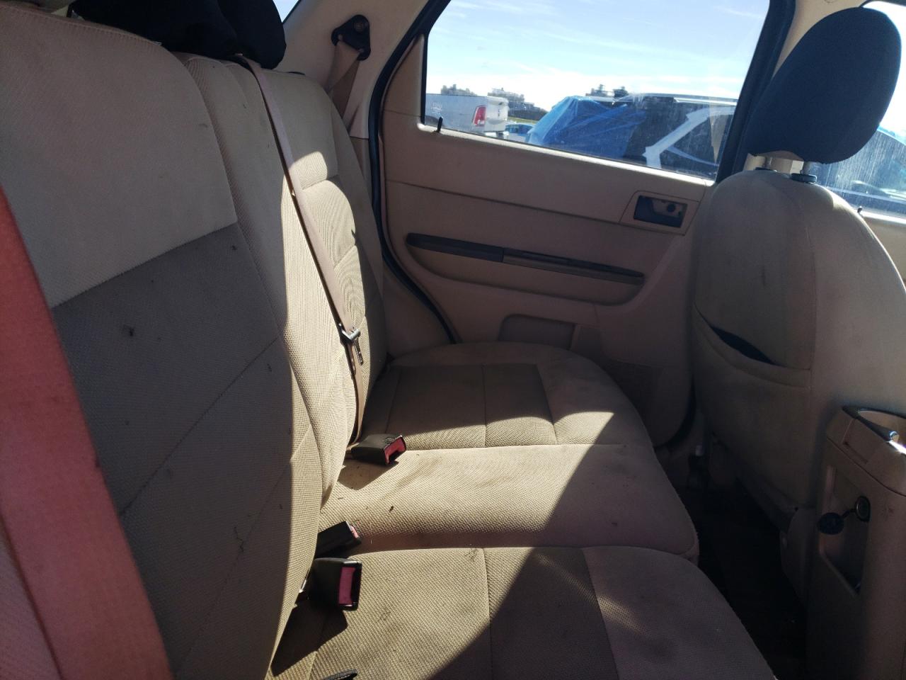 2008 Ford Escape - Image 11