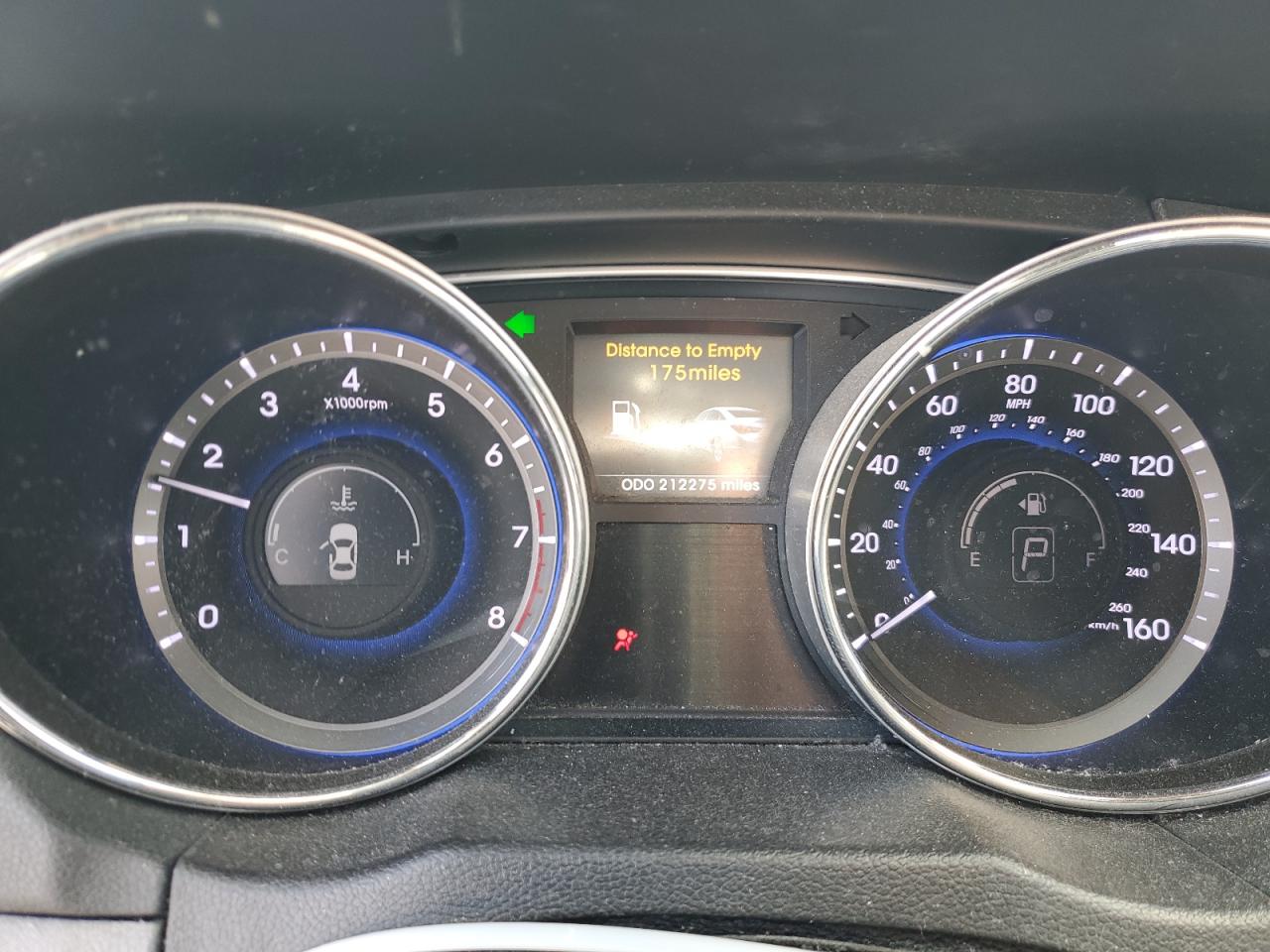 2014 Hyundai Sonata - Image 9
