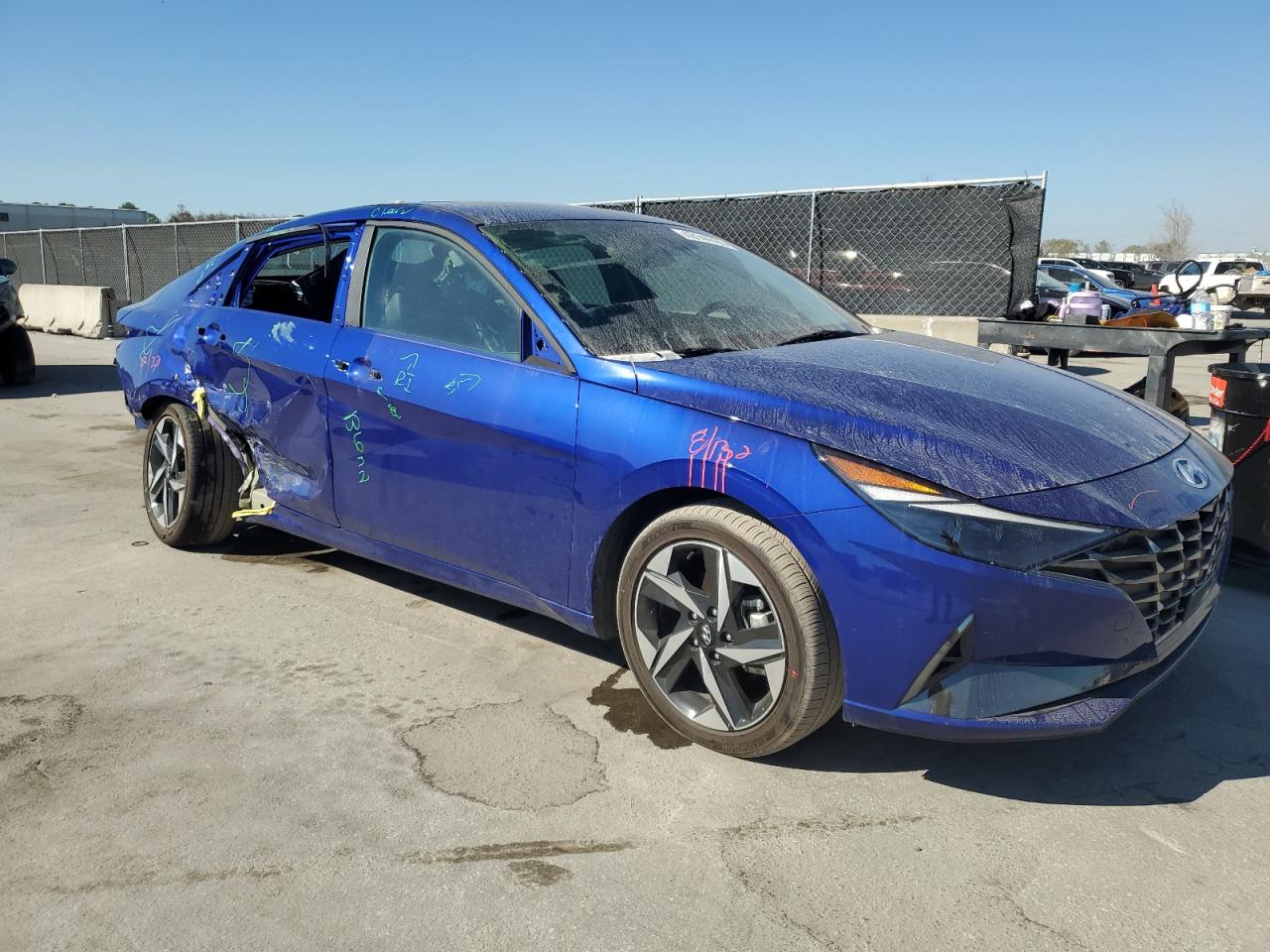 2023 Hyundai Elantra - Image 4