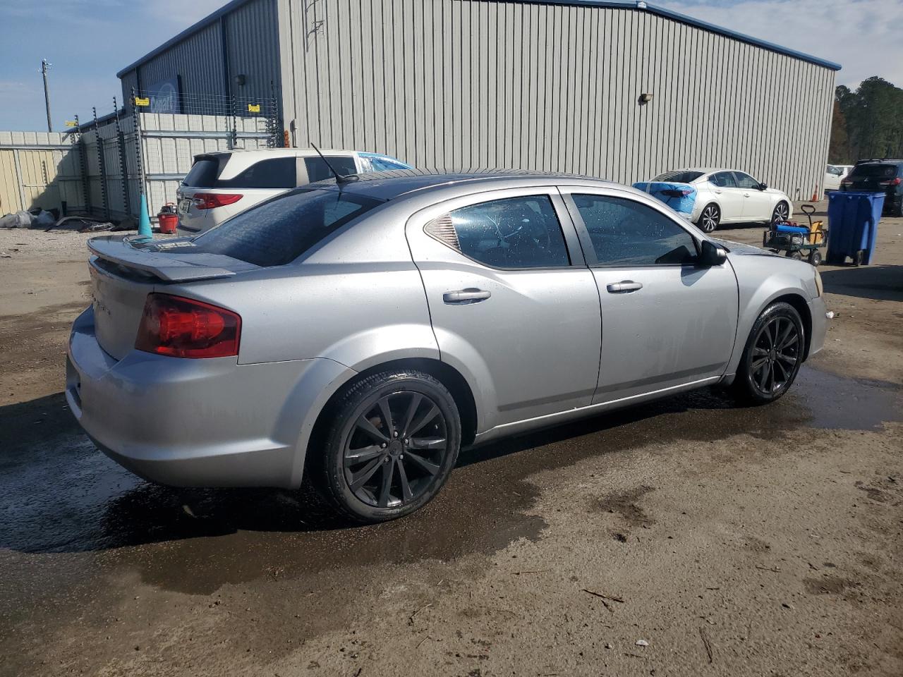 2014 Dodge Avenger - Image 3